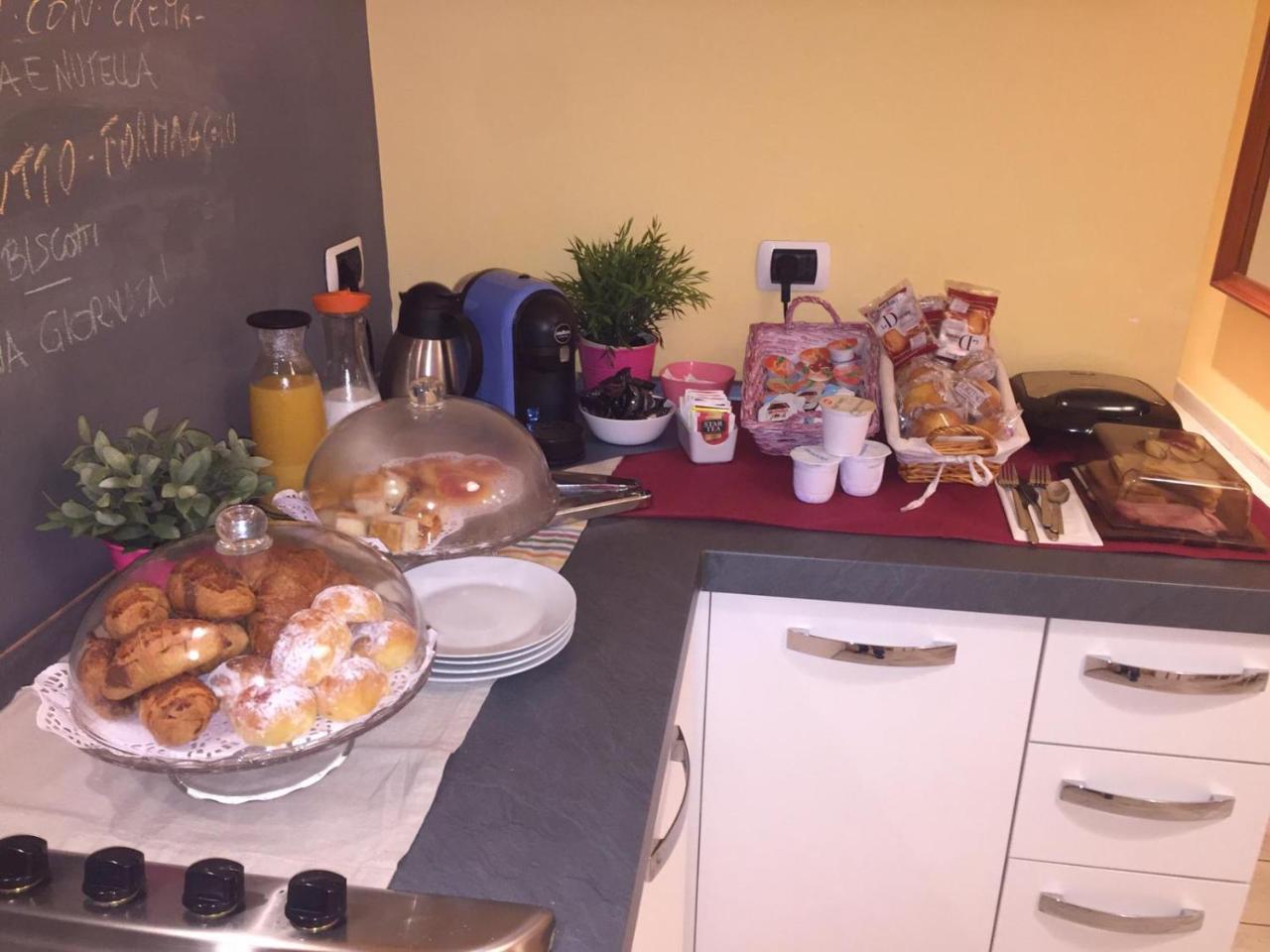 Casalice B&B Napoli Bagian luar foto